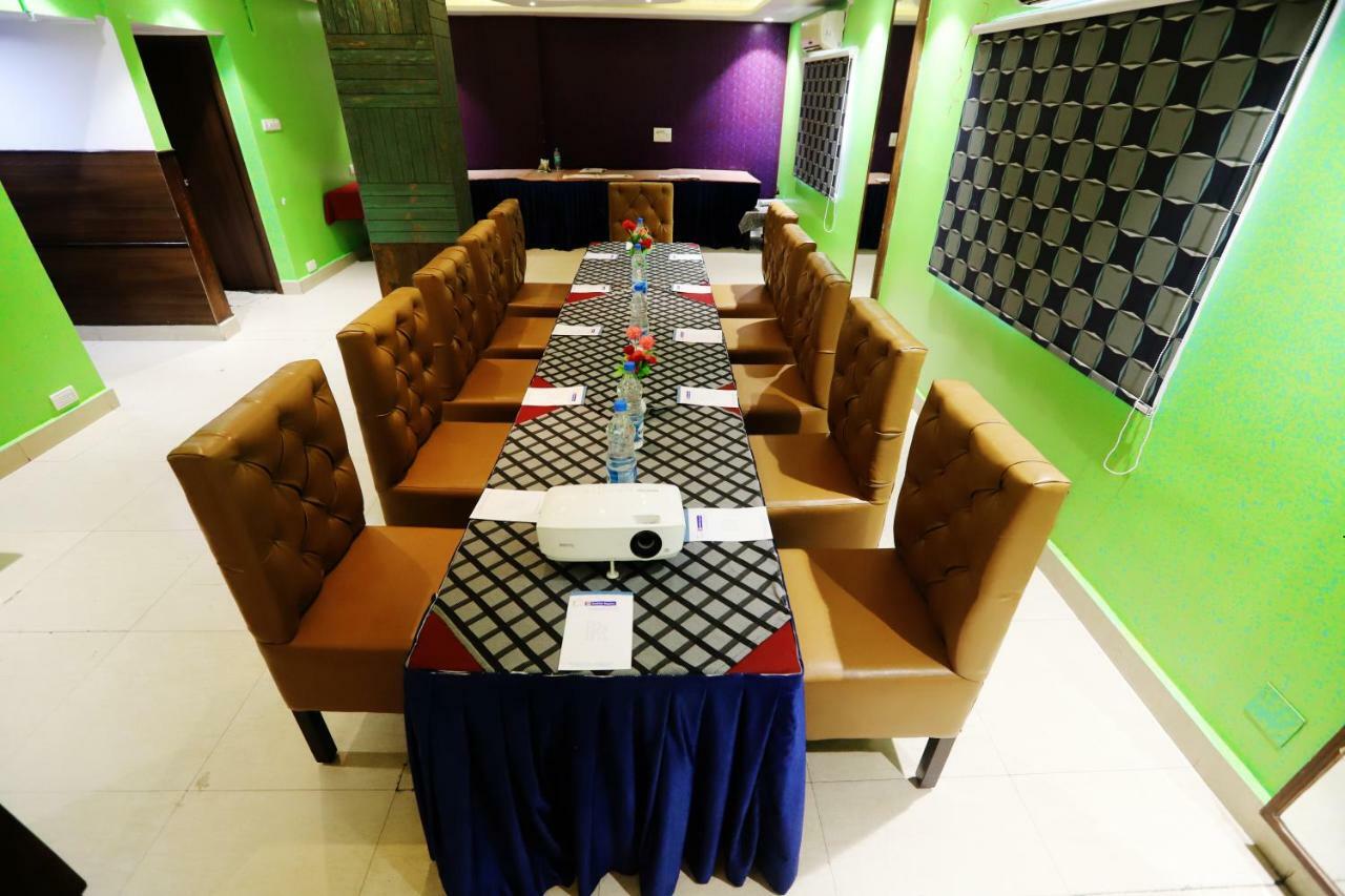 Hotel Radhika Regency Rourkela Exteriér fotografie
